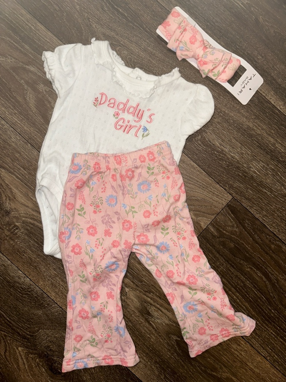 Daddy's Girl Floral Baby Outfit